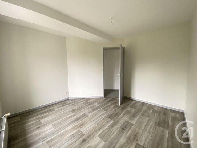 Appartement T4 à louer - 5 pièces - 97.92 m2 - BELLEVILLE - 69 - RHONE-ALPES - Century 21 Coquillat Immobilier