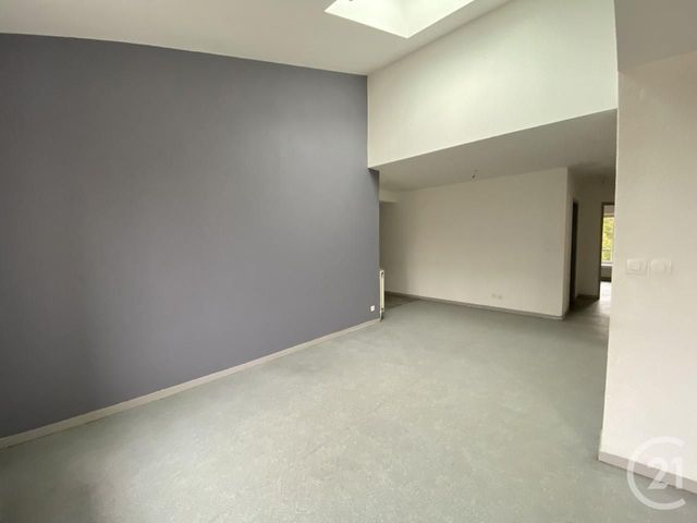 Appartement T4 à louer - 5 pièces - 97.92 m2 - BELLEVILLE - 69 - RHONE-ALPES - Century 21 Coquillat Immobilier