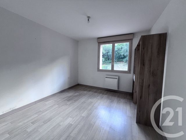 Appartement T3 à louer - 3 pièces - 70.0 m2 - JULLIE - 69 - RHONE-ALPES - Century 21 Coquillat Immobilier