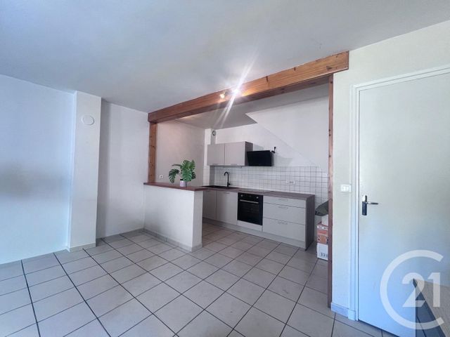 maison à louer - 3 pièces - 69.0 m2 - ROMANECHE THORINS - 71 - BOURGOGNE - Century 21 Coquillat Immobilier
