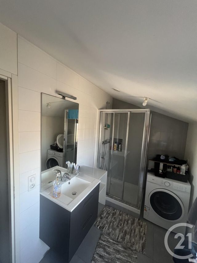 Appartement Duplex à louer - 2 pièces - 43.44 m2 - BELLEVILLE - 69 - RHONE-ALPES - Century 21 Coquillat Immobilier