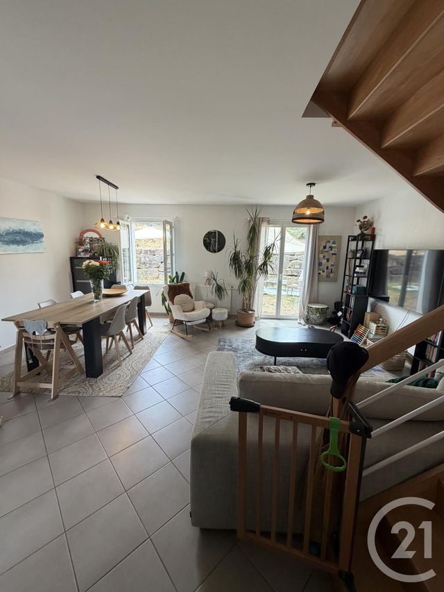maison à louer - 4 pièces - 90.03 m2 - VILLIE MORGON - 69 - RHONE-ALPES - Century 21 Coquillat Immobilier