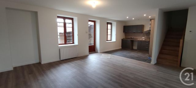 maison à louer - 5 pièces - 132.85 m2 - ST ETIENNE DES OULLIERES - 69 - RHONE-ALPES - Century 21 Coquillat Immobilier