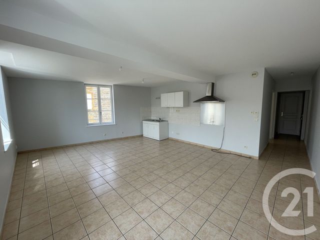 Appartement F3 à louer ST ETIENNE DES OULLIERES