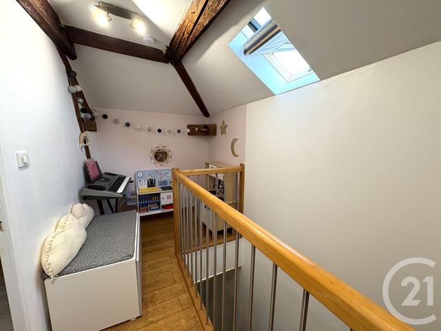 maison à louer - 3 pièces - 64.62 m2 - MONTMERLE SUR SAONE - 01 - RHONE-ALPES - Century 21 Coquillat Immobilier