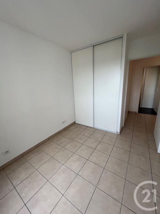 Appartement F4 à louer - 4 pièces - 81.61 m2 - VILLEFRANCHE SUR SAONE - 69 - RHONE-ALPES - Century 21 Coquillat Immobilier