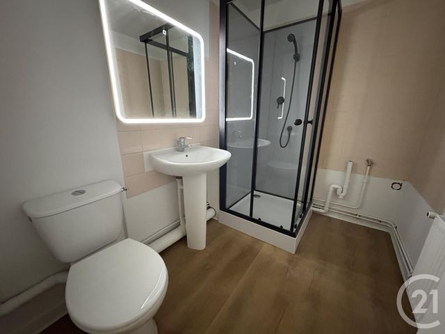 Appartement F4 à louer - 4 pièces - 78.55 m2 - BELLEVILLE - 69 - RHONE-ALPES - Century 21 Coquillat Immobilier